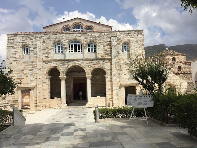 Church of Panaya of Ekatontapiliani
